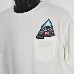 Santa Cruz Men Shirt Size Medium Graphic Print Shark Streetwear Grunge Pocket